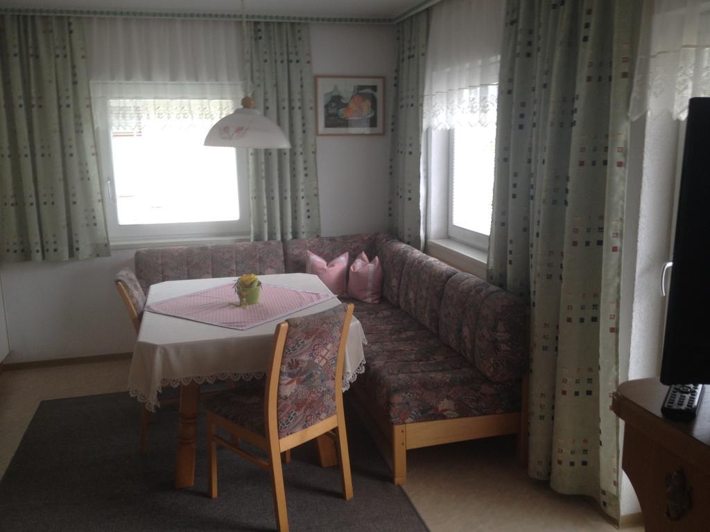 Haus Barbara Breuer Apartman Neukirchen am Großvenediger Szoba fotó